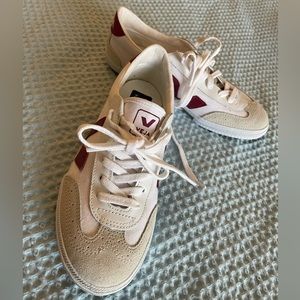 VEJA: Size 7 maroon and white lace up sneakers
